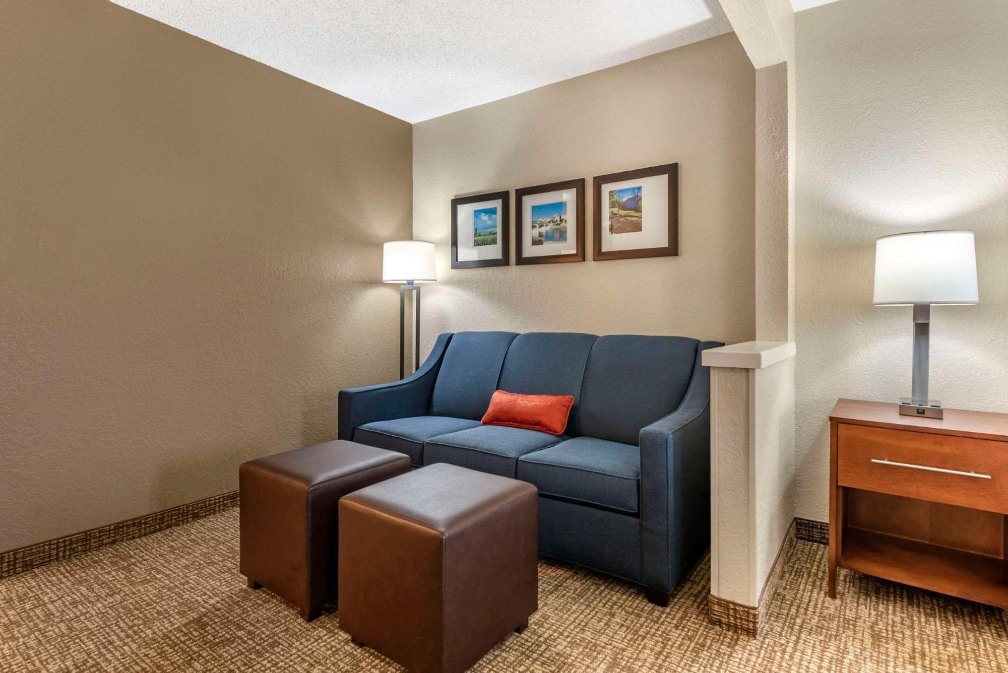 Comfort Inn & Suites Middletown - Franklin Exterior photo
